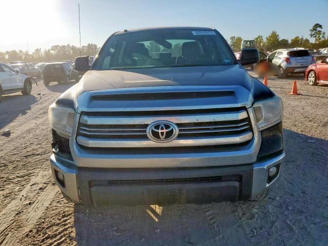 Toyota Tundra Crewmax Sr5 Image 11