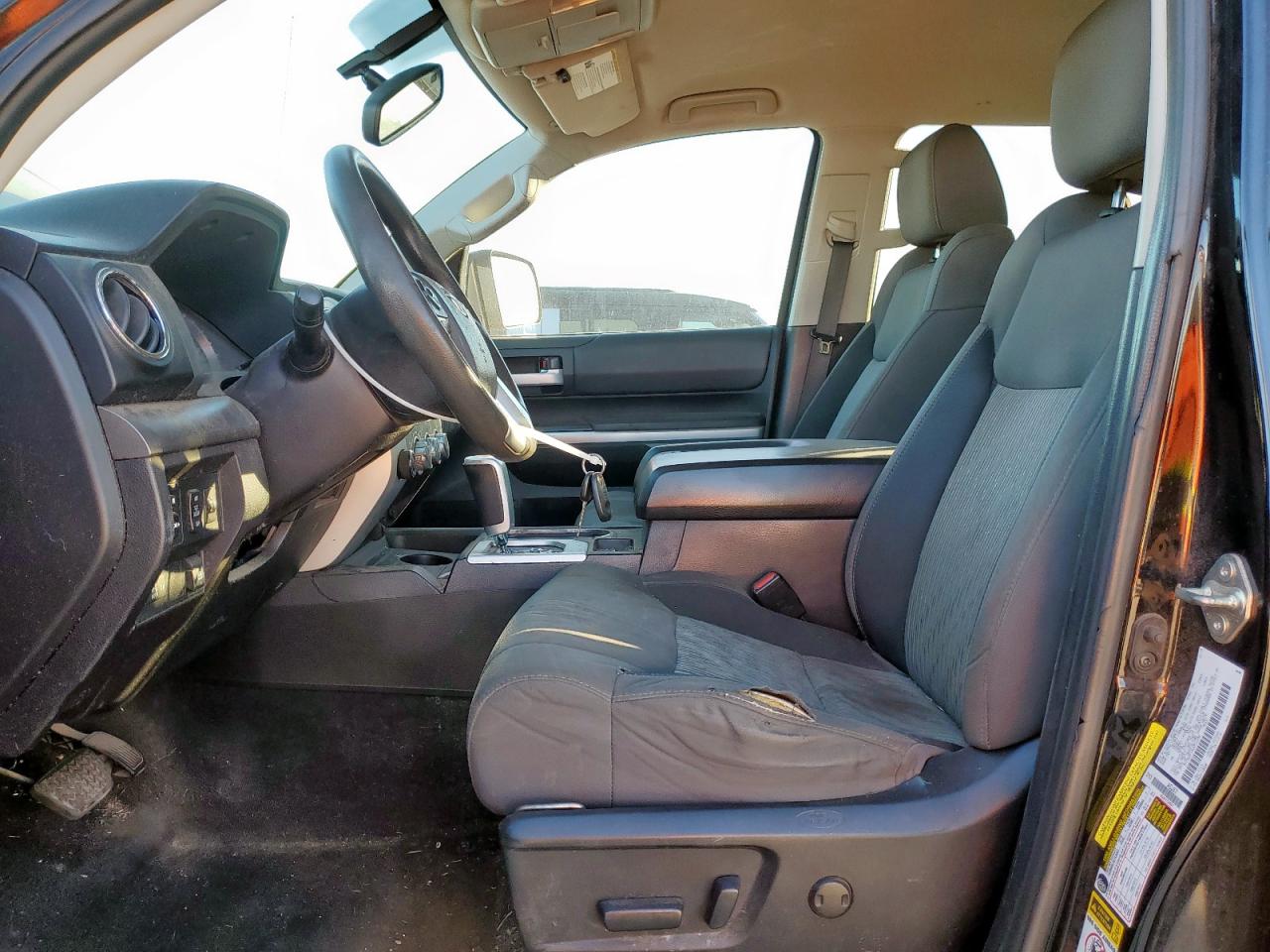 Toyota Tundra Crewmax Sr5 Image 9