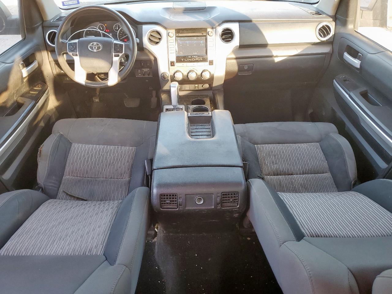 Toyota Tundra Crewmax Sr5 Image 4