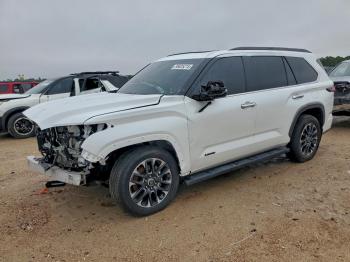  Salvage Toyota Sequoia