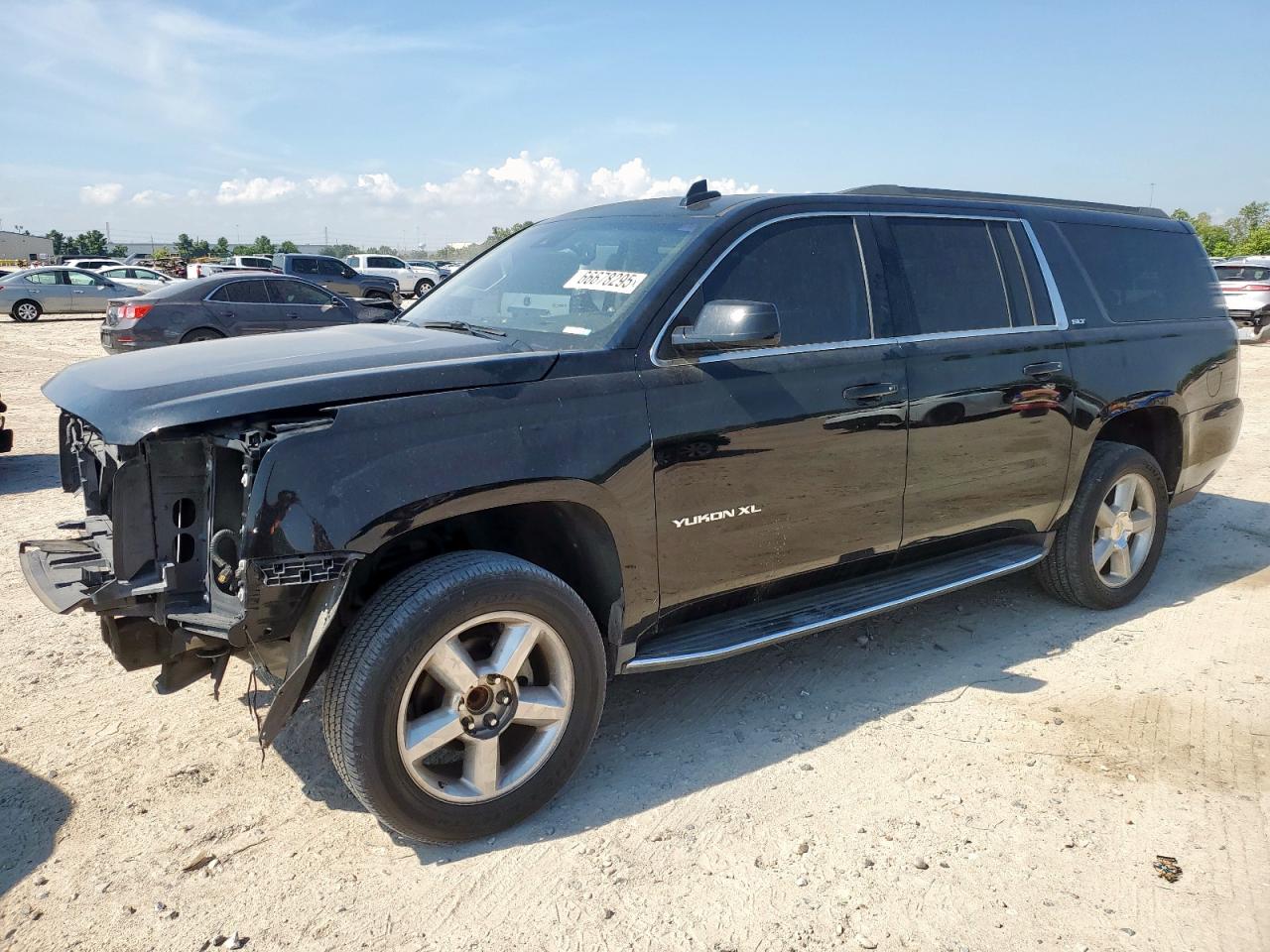 GMC Yukon C1500 Slt Image 1