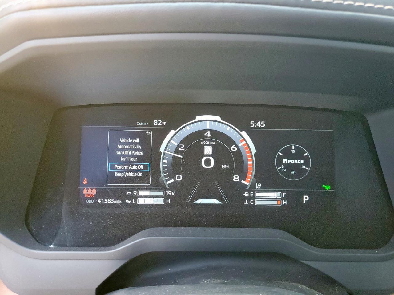 Toyota Tundra Crewmax Platinum Image 7