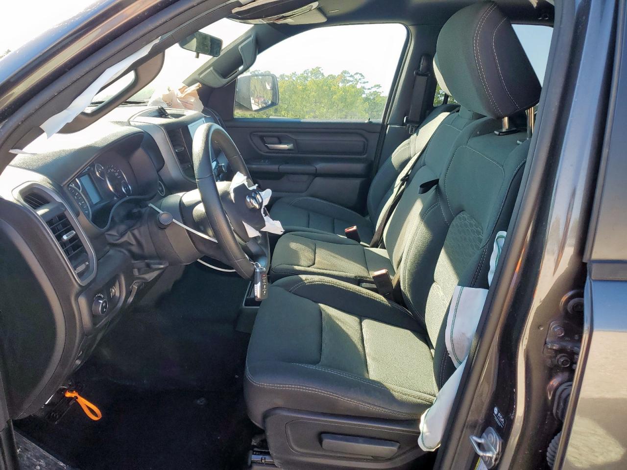 Ram 1500 Tradesman Image 6