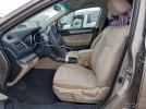 Subaru Outback 2.5i Image 8