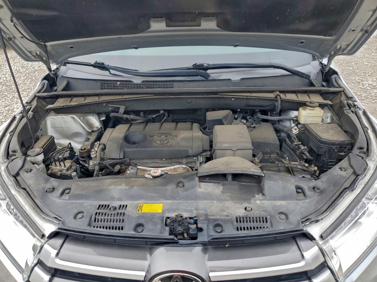 Toyota Highlander Le Image 5