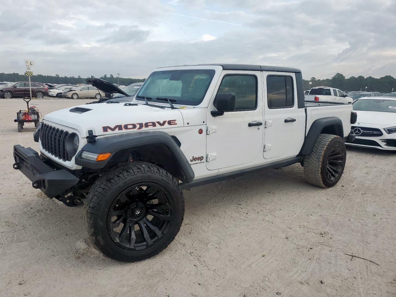 Jeep Gladiator Mojave Image 1