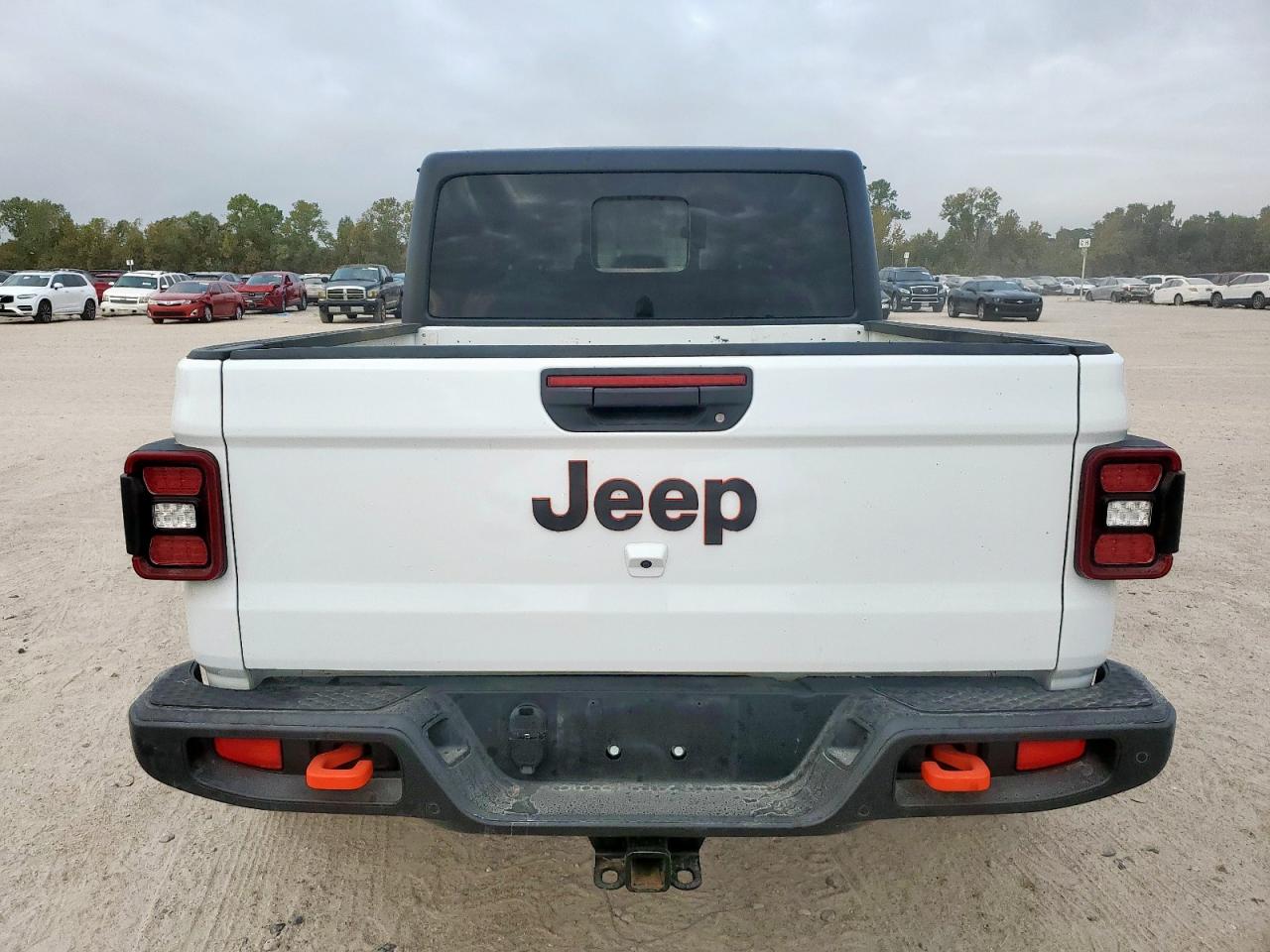 Jeep Gladiator Mojave Image 4