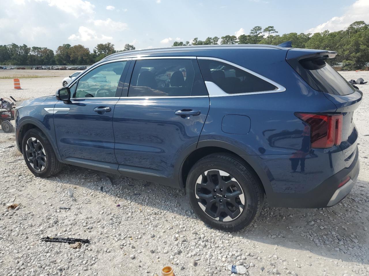 Kia Sorento S Image 12