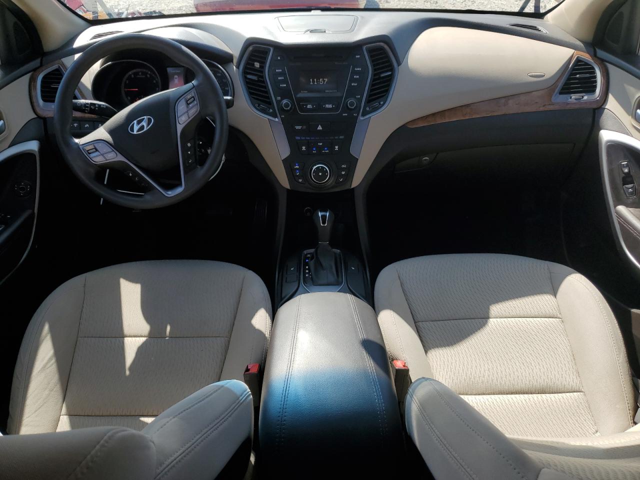 Hyundai SANTA FE Image 5