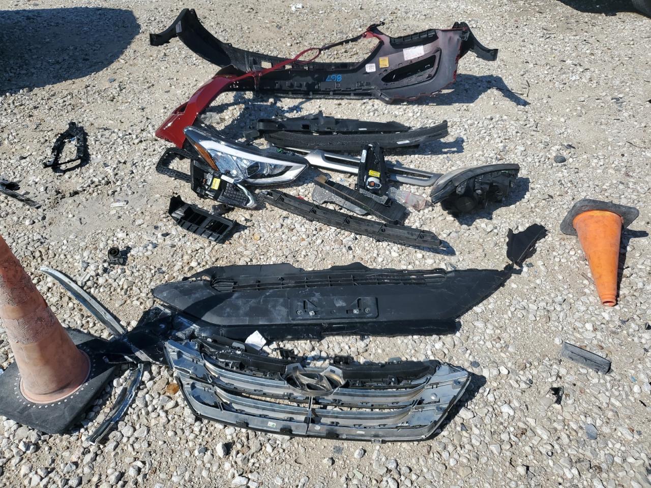 Hyundai SANTA FE Image 13