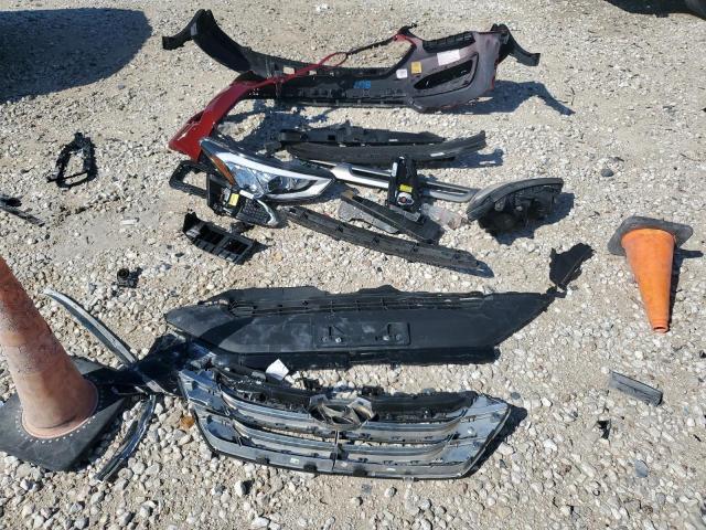 Hyundai SANTA FE Image 13