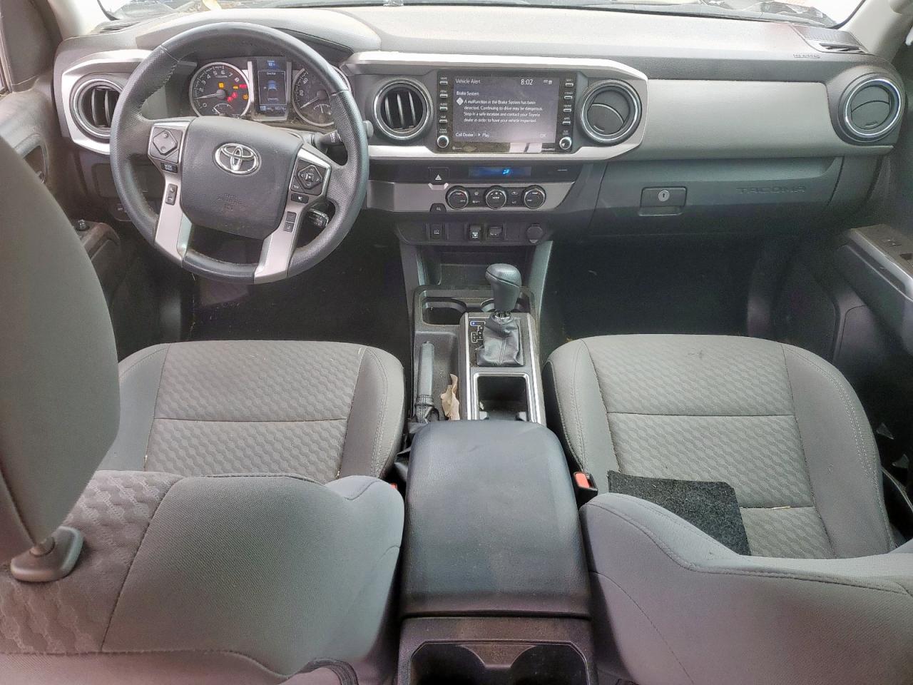 Toyota Tacoma Double Cab Image 8