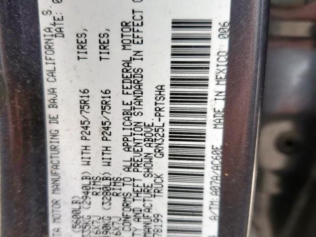 Toyota Tacoma Double Cab Image 6