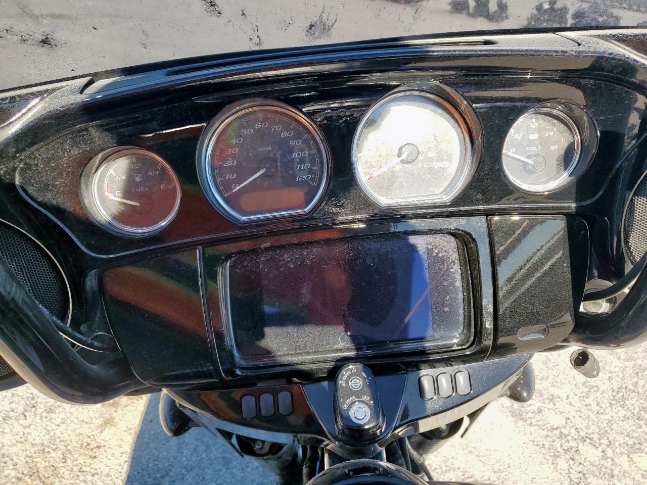 Harley-Davidson Flhxs Image 9