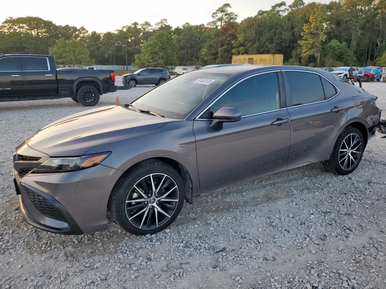 Toyota Camry Se Image 1