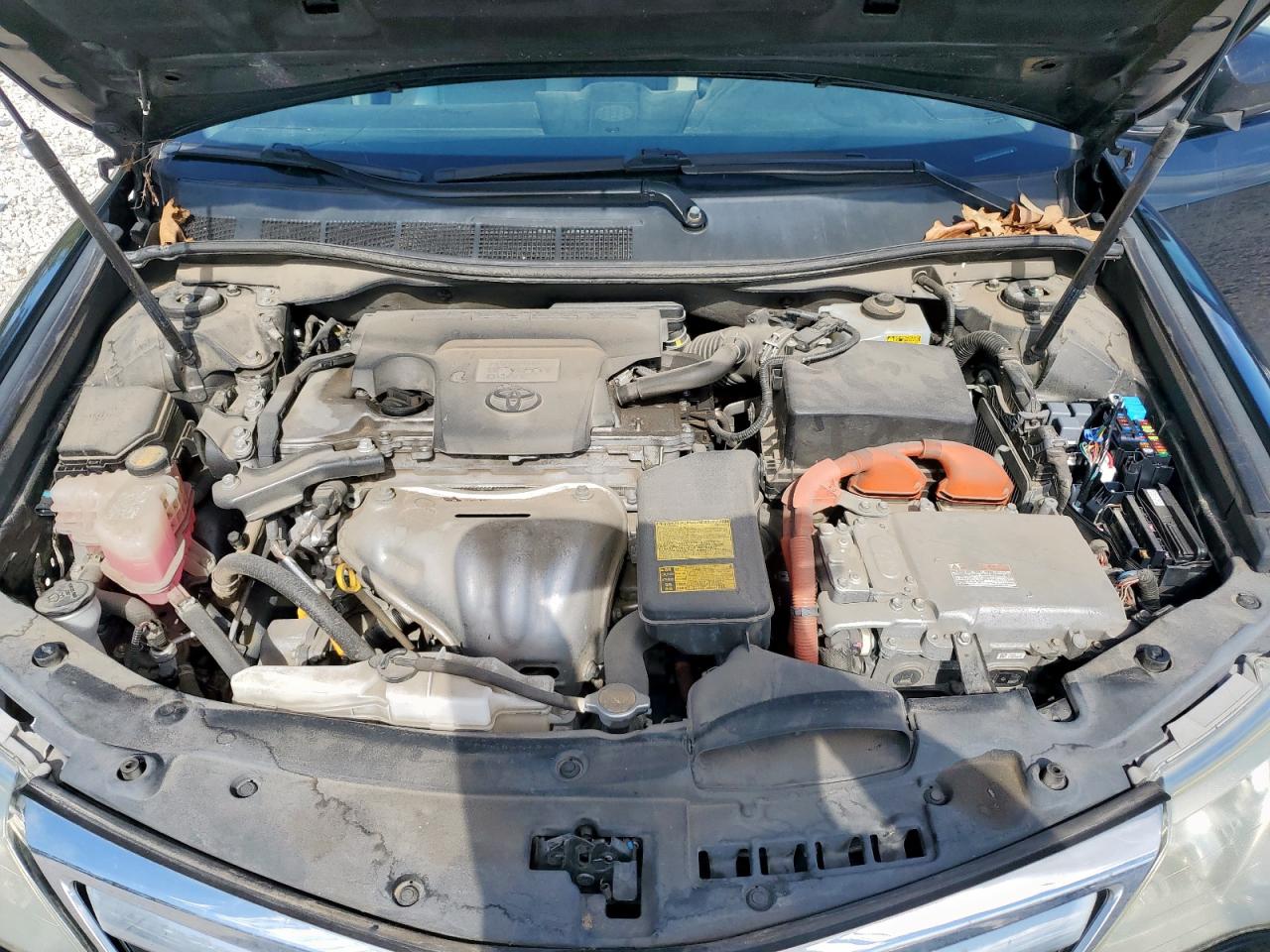 Toyota Camry Hybrid Image 6