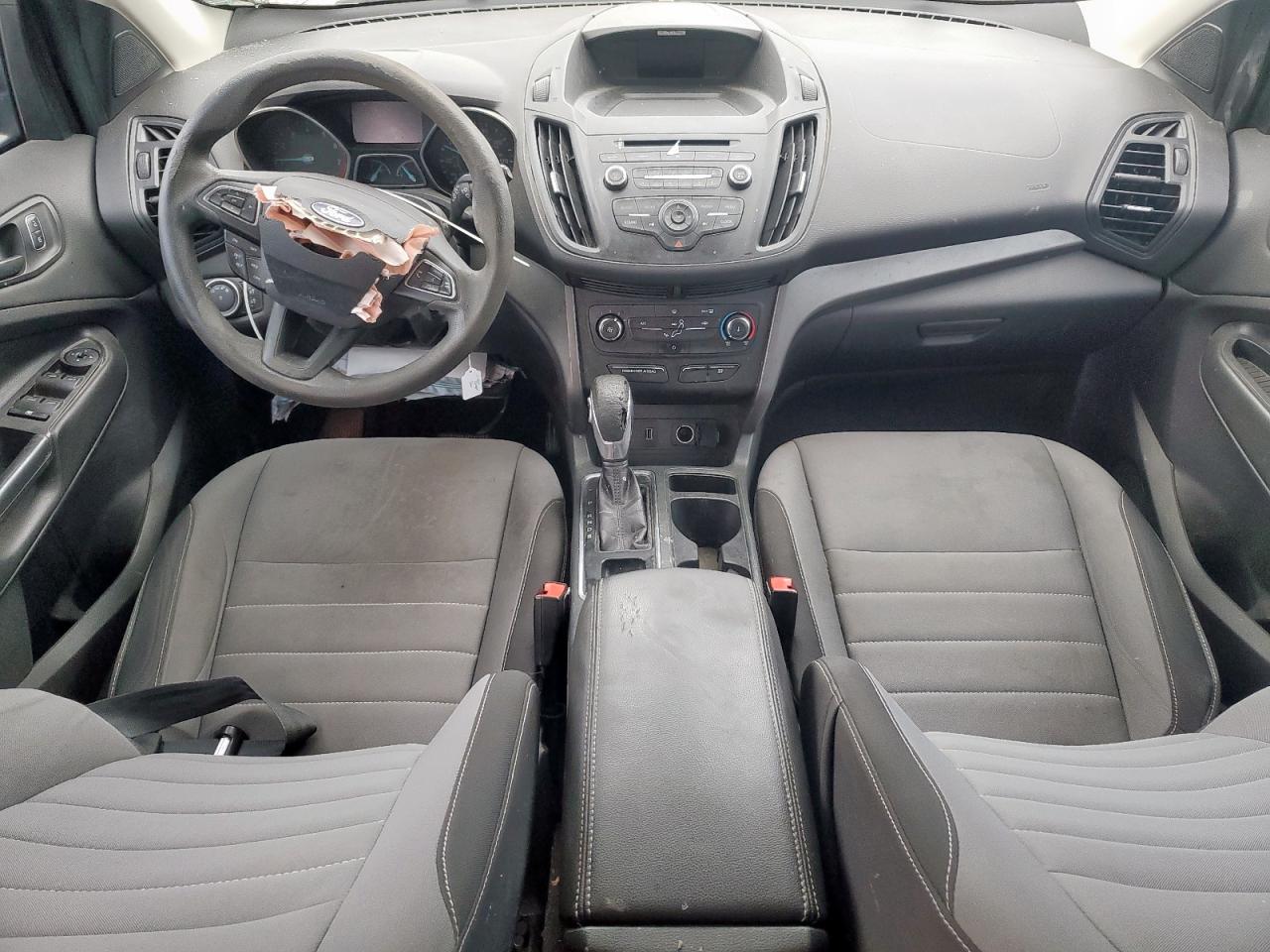 Ford Escape S Image 9