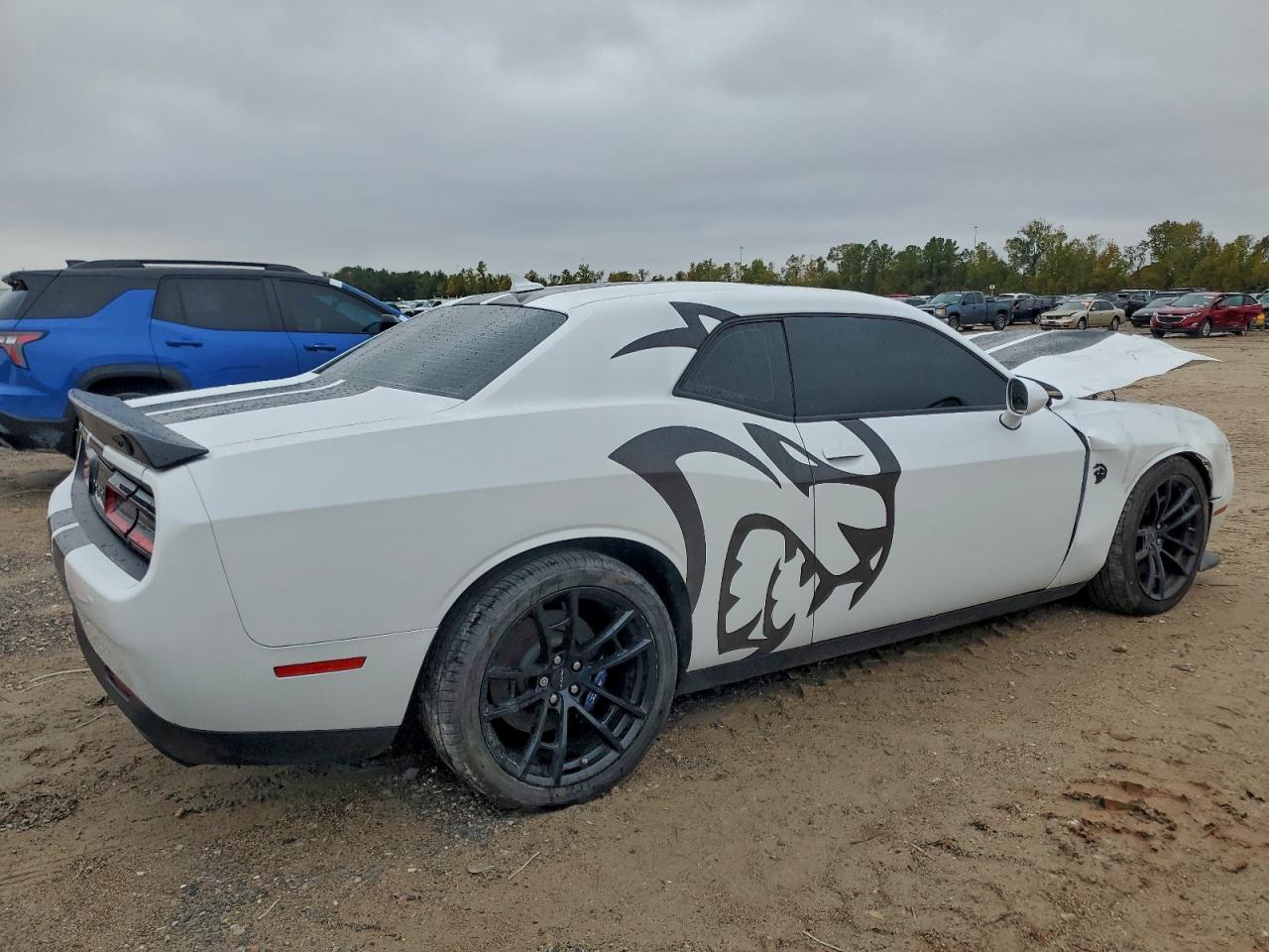 Dodge Challenger Srt Hellcat Image 7