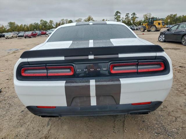 Dodge Challenger Srt Hellcat Image 12