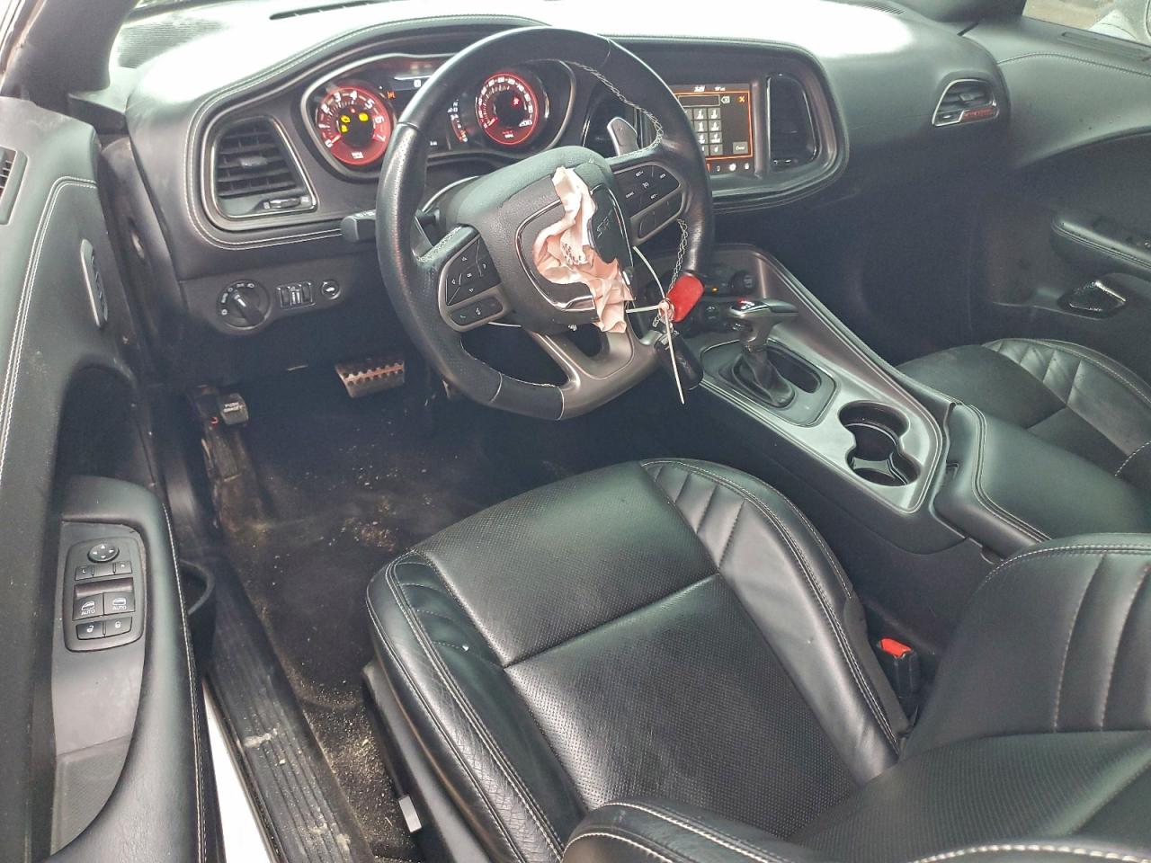 Dodge Challenger Srt Hellcat Image 4