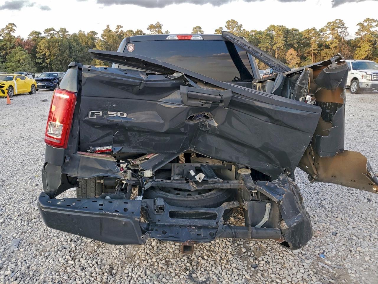 Ford F-150 Supercrew Image 2