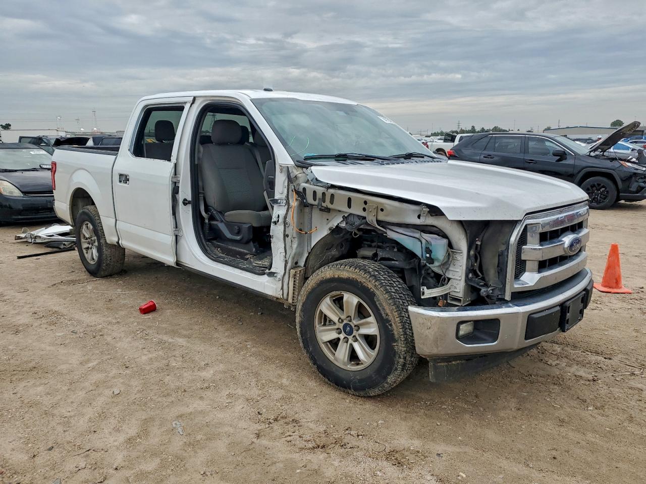 Ford F-150 Supercrew Image 10