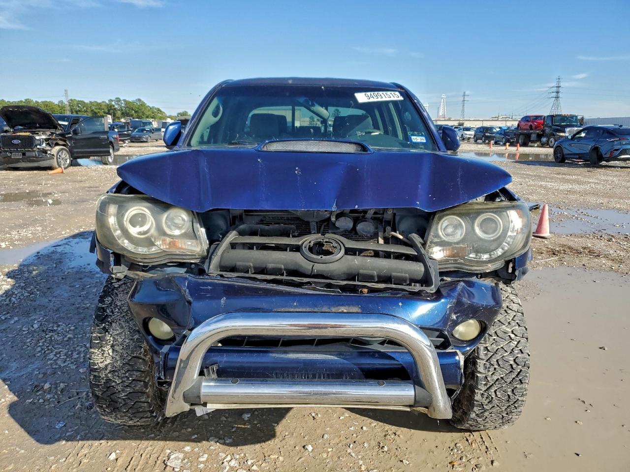 Toyota Tacoma Double Cab Prerunner Image 2