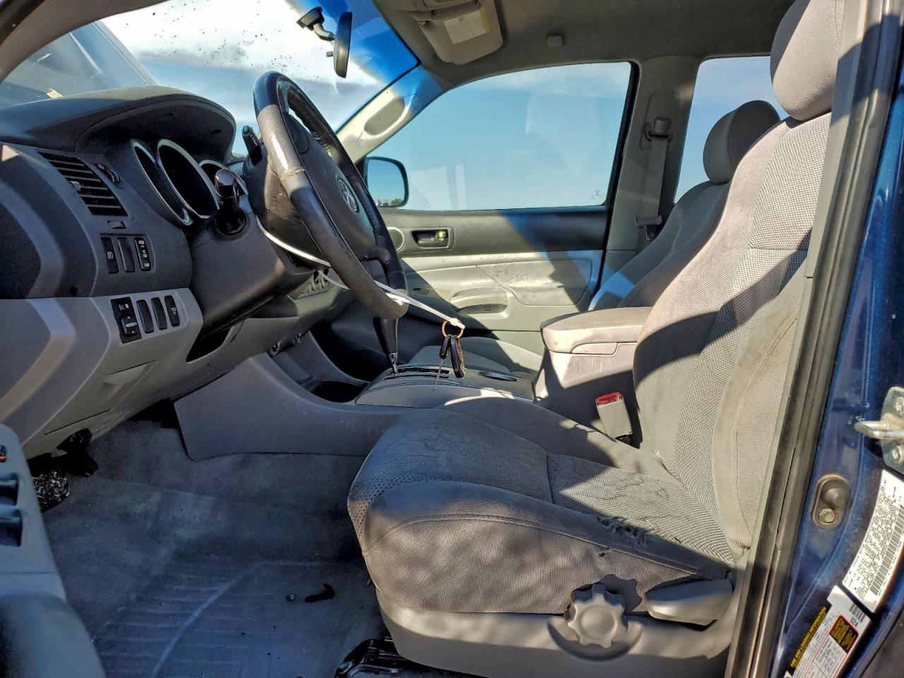 Toyota Tacoma Double Cab Prerunner Image 8