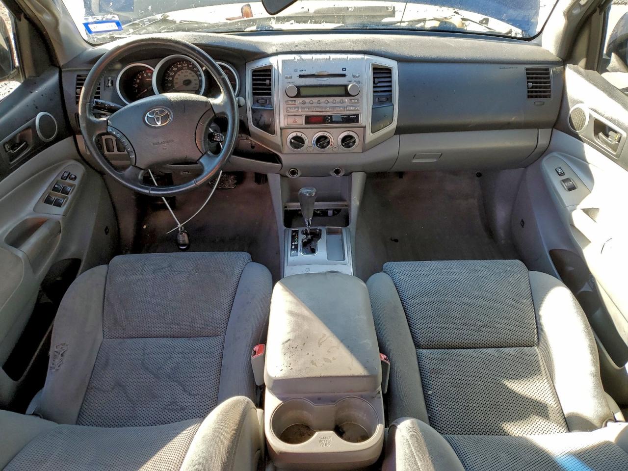 Toyota Tacoma Double Cab Prerunner Image 4