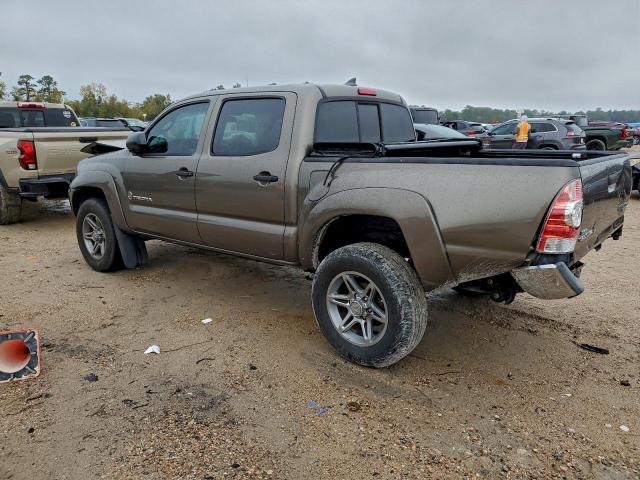 Toyota Tacoma Double Cab Image 2
