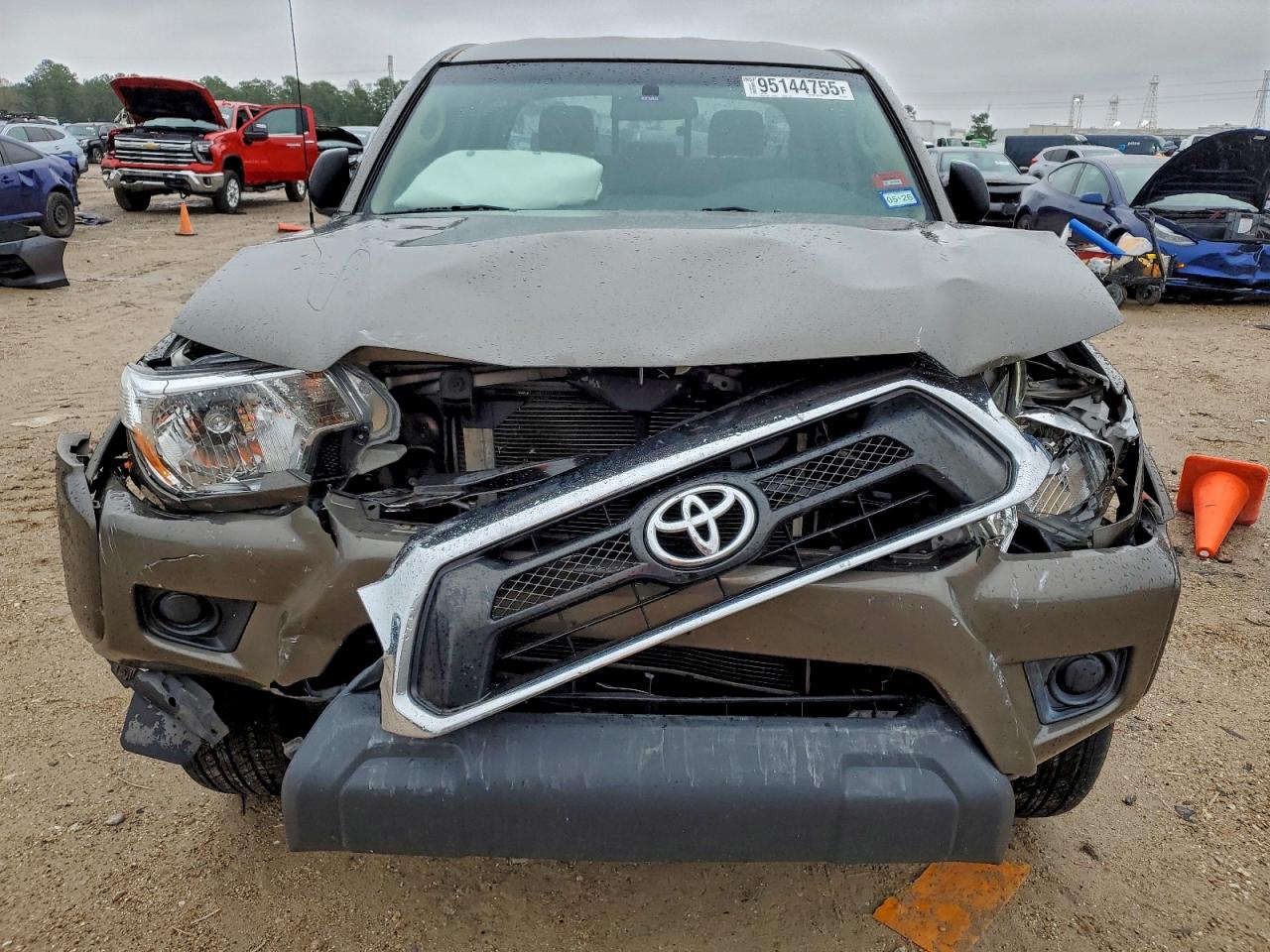 Toyota Tacoma Double Cab Image 12