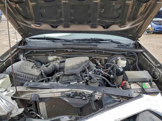 Toyota Tacoma Double Cab Image 9