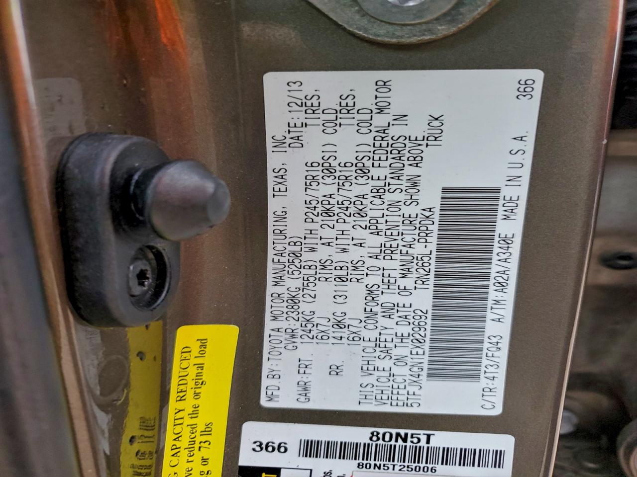 Toyota Tacoma Double Cab Image 11