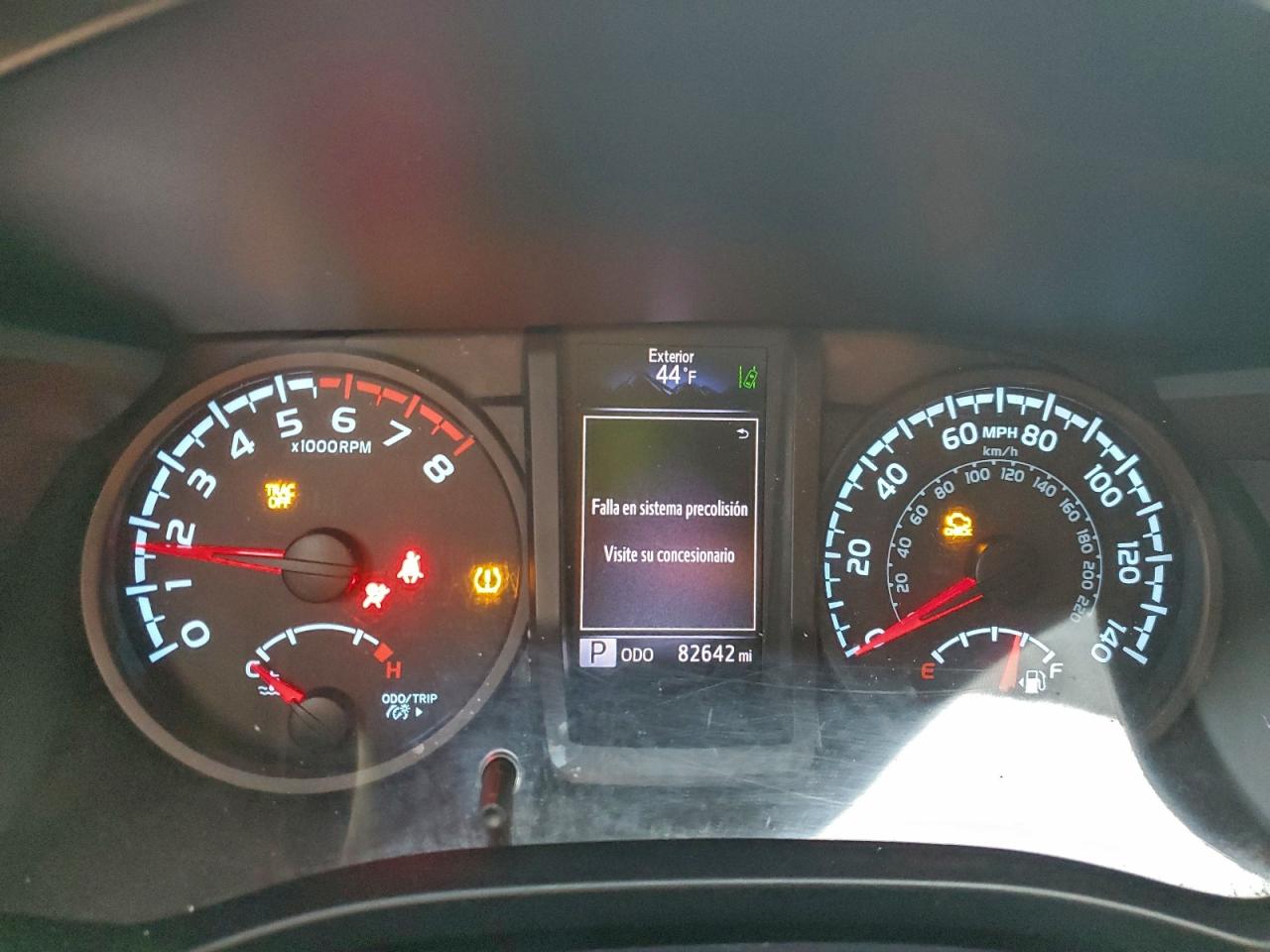 Toyota Tacoma Double Cab Image 8