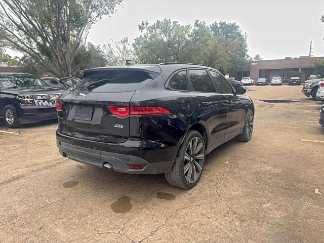 Jaguar F-PACE Premium Image 4