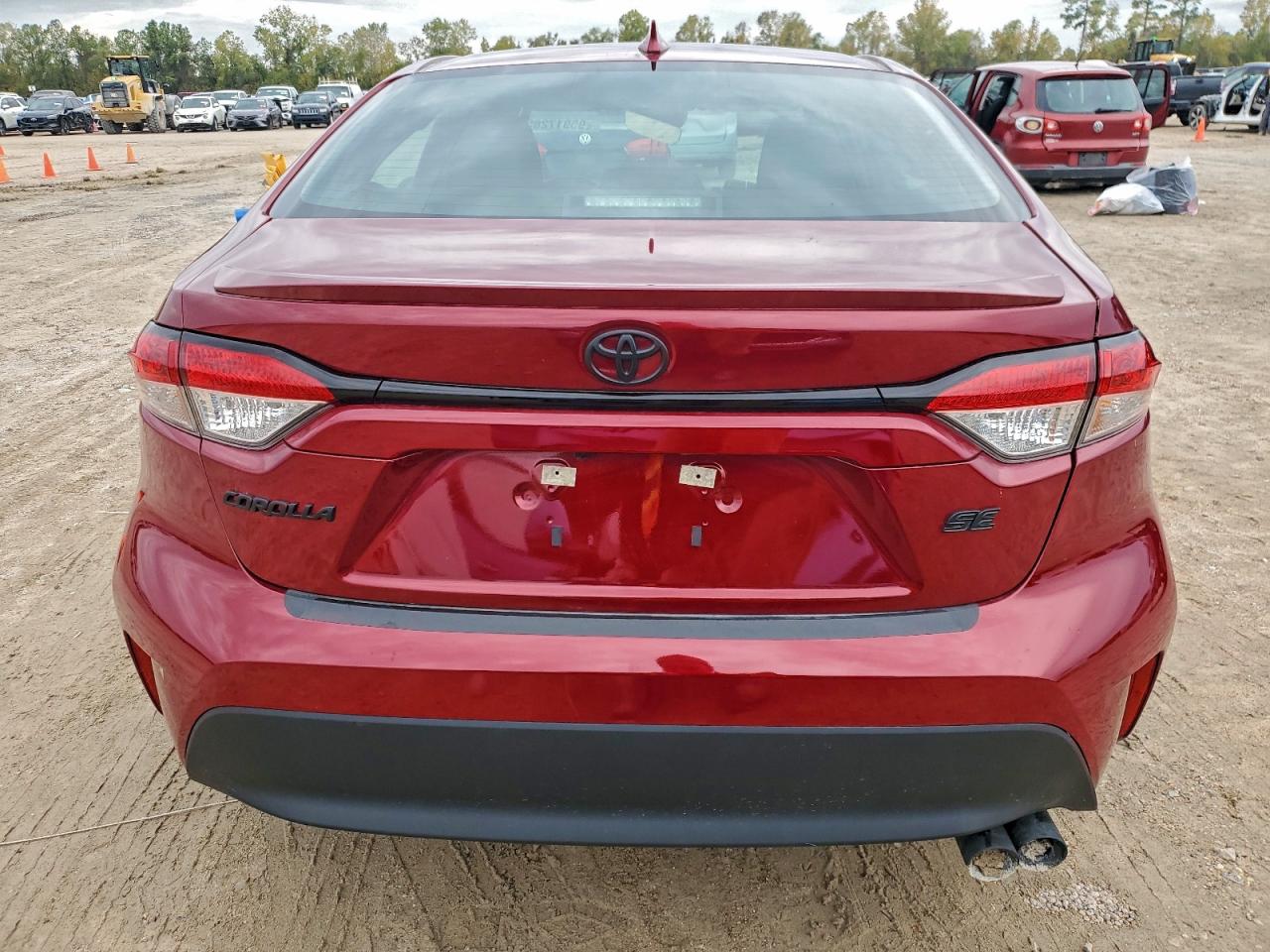 Toyota Corolla Se Image 10