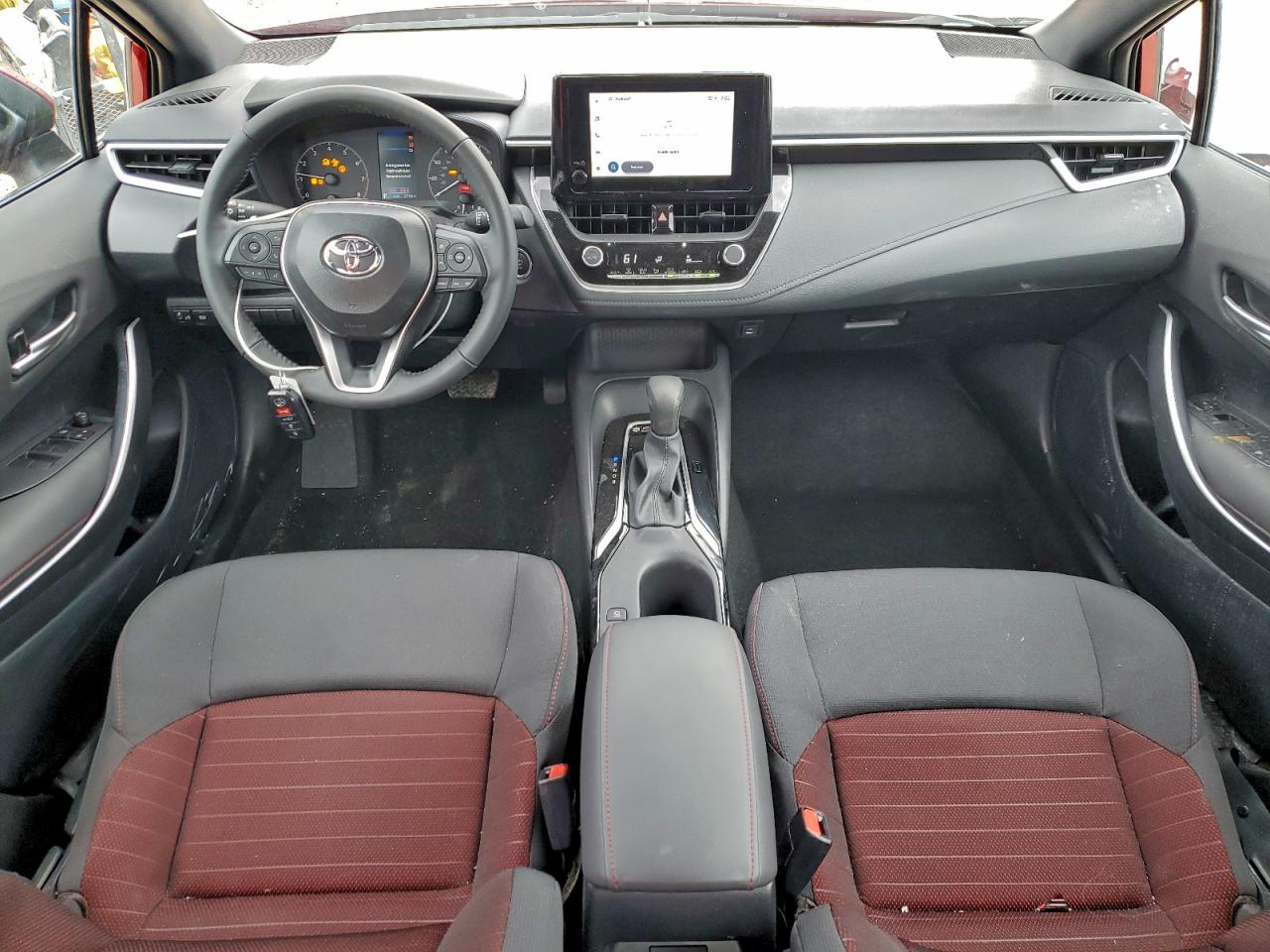 Toyota Corolla Se Image 9