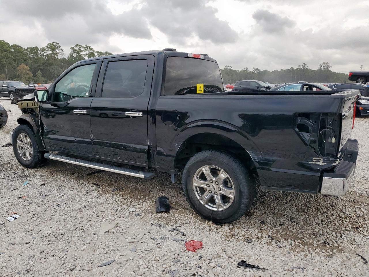 Ford F-150 Supercrew Image 5