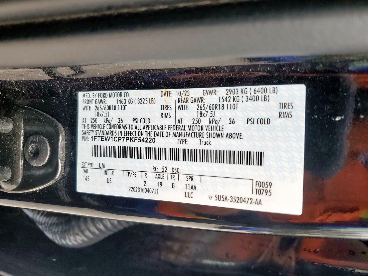 Ford F-150 Supercrew Image 8