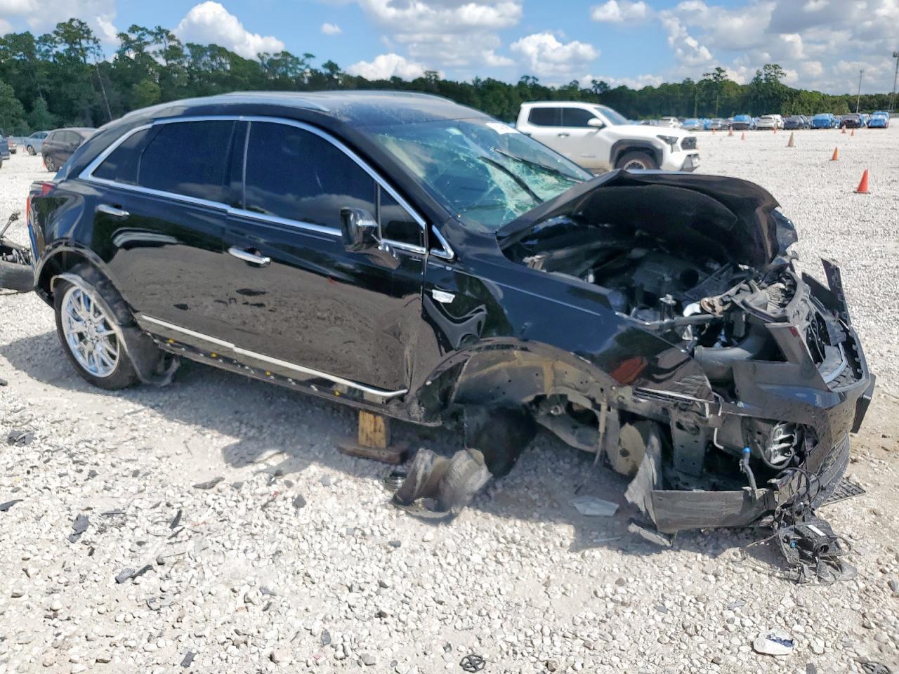 Cadillac XT5 Luxury Image 7