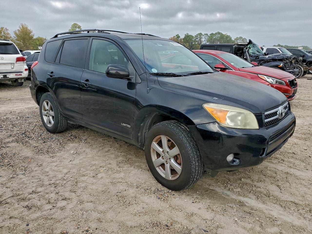 Toyota RAV4 Limited Image 6