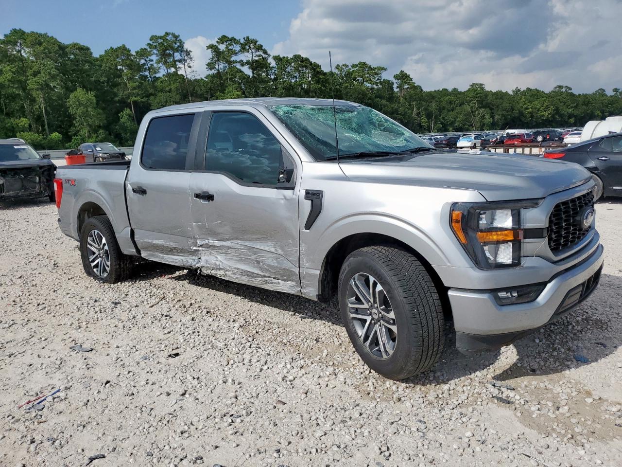 Ford F-150 Supercrew Image 4