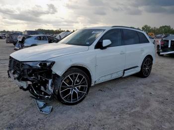  Salvage Audi Q7