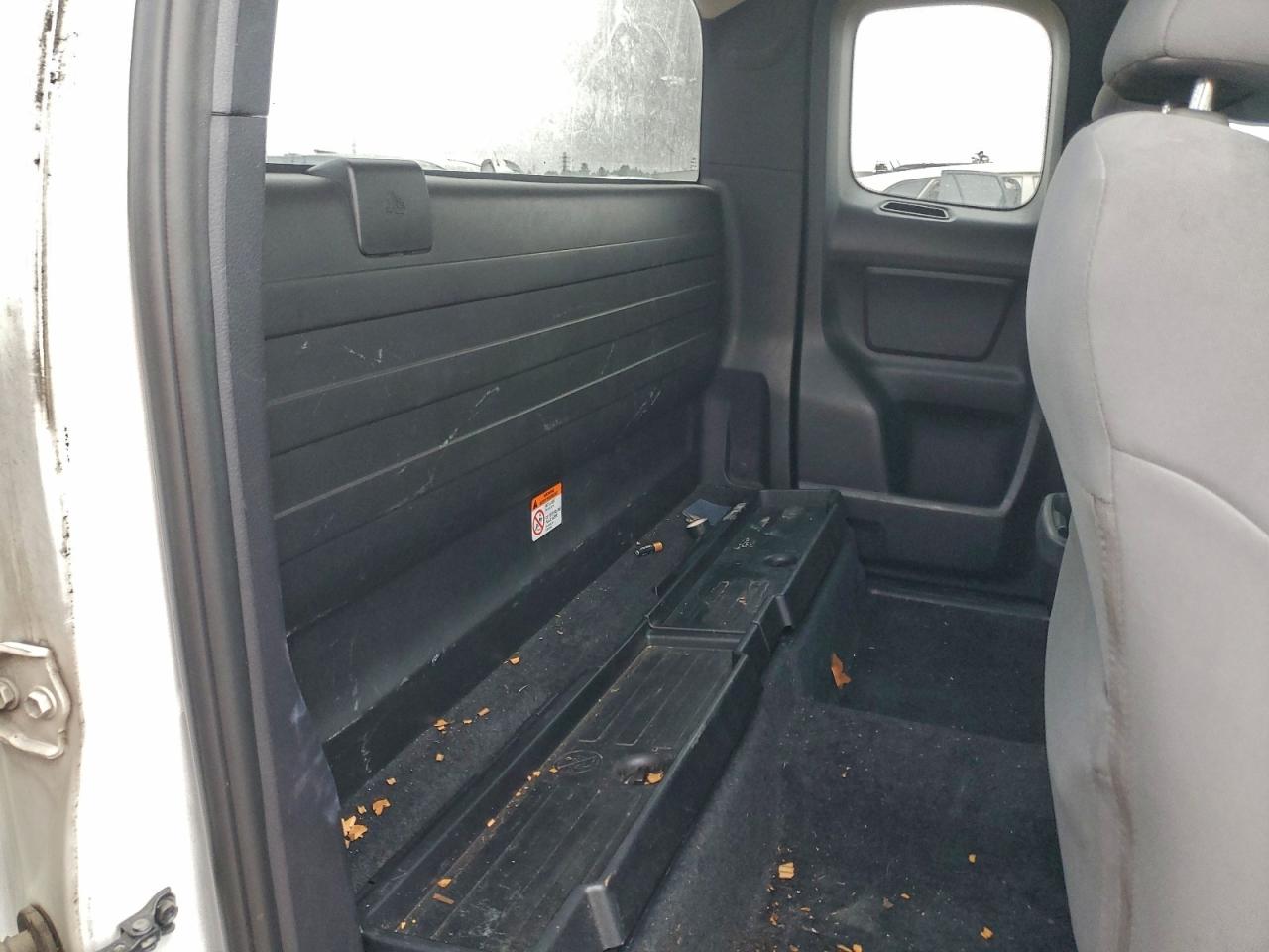 Toyota Tacoma Access Cab Image 6