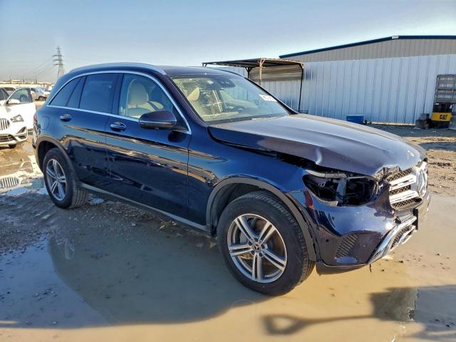 Mercedes-Benz GLC 300 Image 9