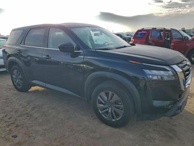 Nissan Pathfinder S Image 14