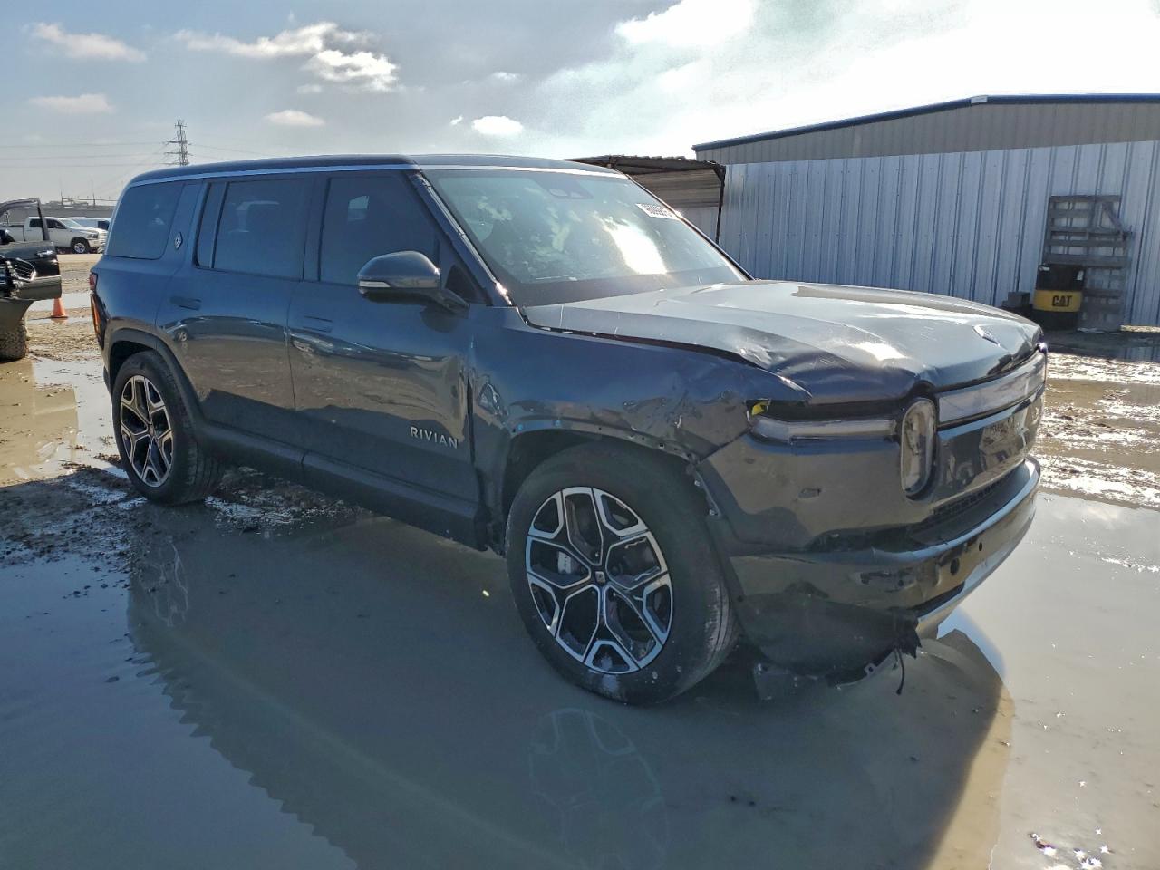 Rivian Ris Adventure Image 4