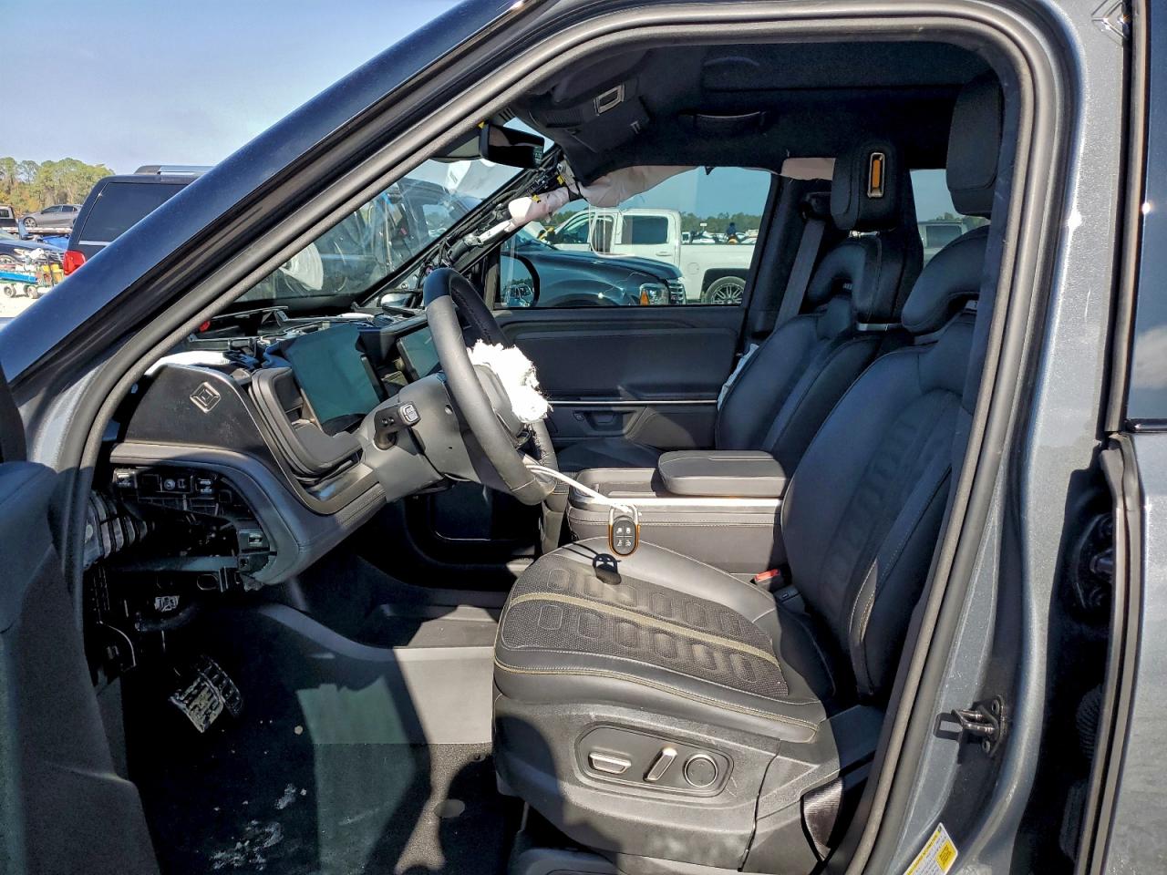 Rivian Ris Adventure Image 11