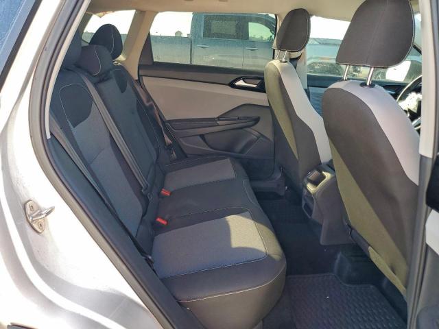 Volkswagen Taos S Image 8