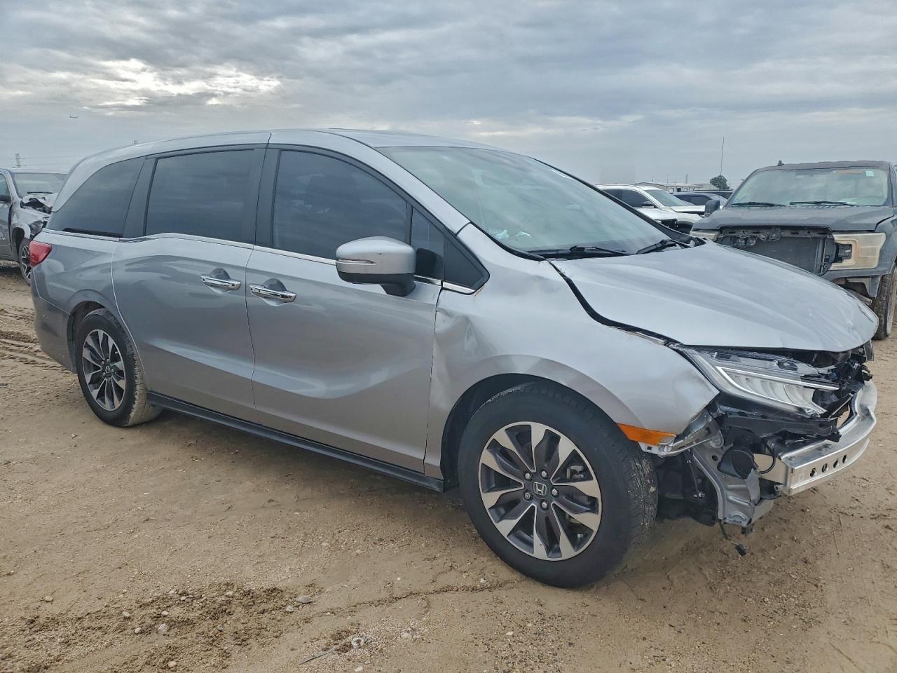 Honda Odyssey Exl Image 4